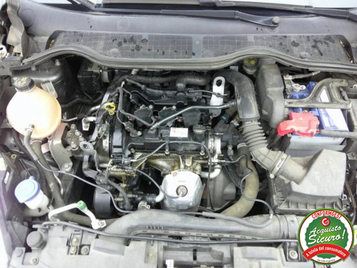 Ford Fiesta 1.1 85 CV 5 porte Titanium (14)