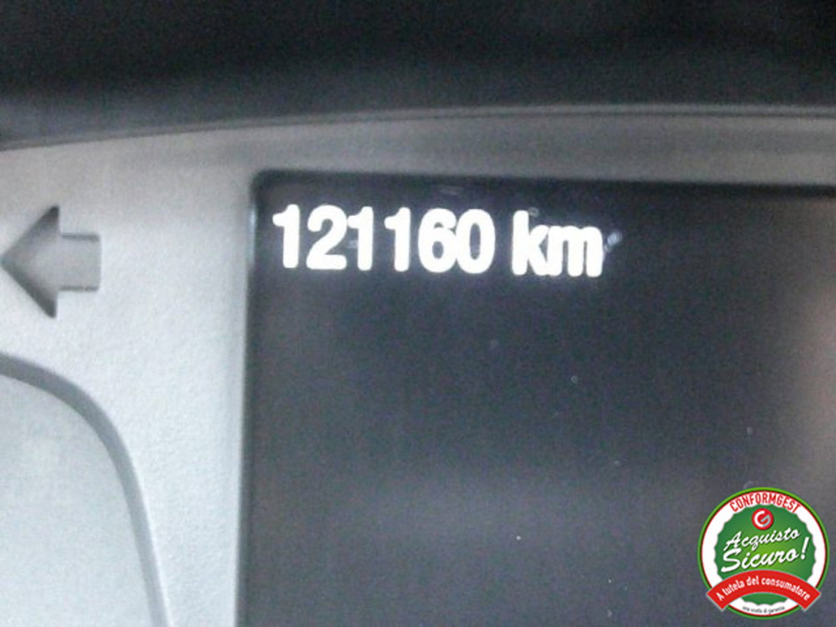 Ford Fiesta 1.1 85 CV 5 porte Titanium (16)
