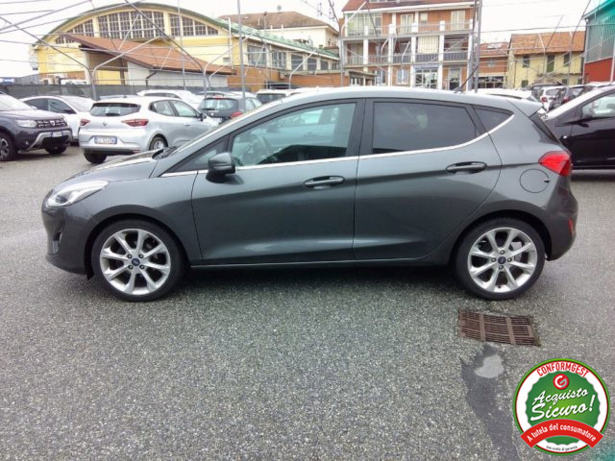 Ford Fiesta 1.1 85 CV 5 porte Titanium (2)
