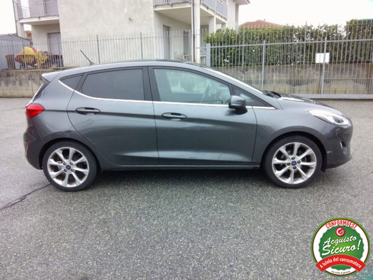 Ford Fiesta 1.1 85 CV 5 porte Titanium (6)