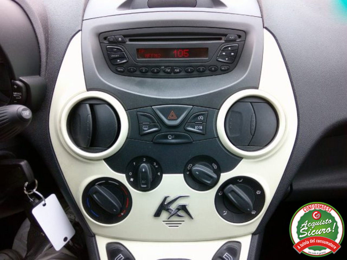 Ford Ka 1.2 8V 69CV (16)