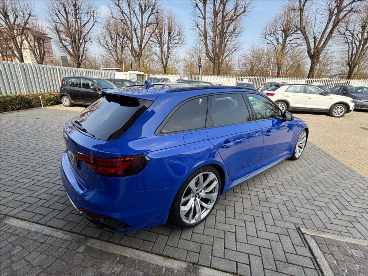 Audi RS 4 Avant 4 2.9 TFSI quattro tiptronic (6)