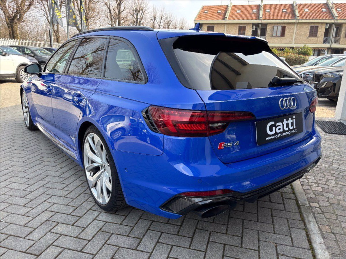 Audi RS 4 Avant 4 2.9 TFSI quattro tiptronic (8)