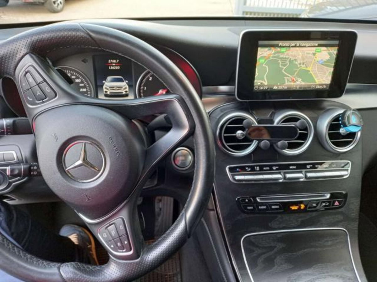 Mercedes-Benz GLC Coupé 220 d 4Matic Coupé Sport (10)