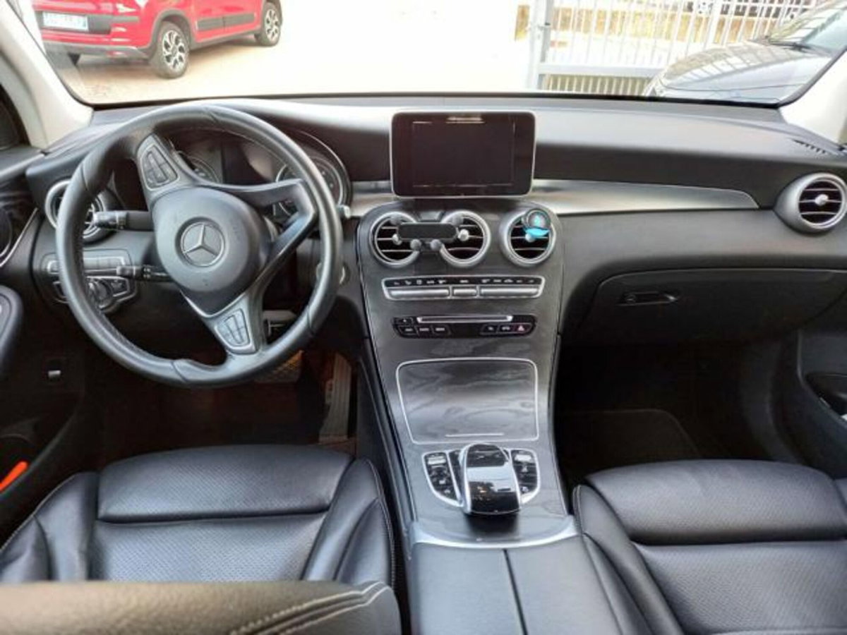 Mercedes-Benz GLC Coupé 220 d 4Matic Coupé Sport (7)