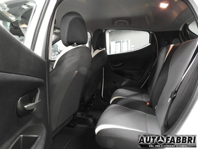 Lancia Ypsilon 0.9 TwinAir 85 CV 5 porte Metano Ecochic Elefantino (13)