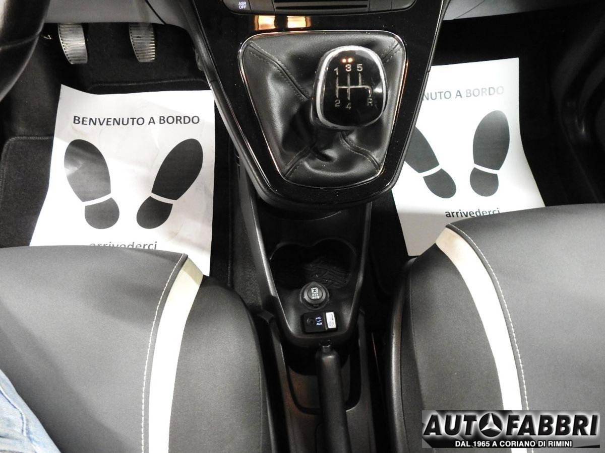 Lancia Ypsilon 0.9 TwinAir 85 CV 5 porte Metano Ecochic Elefantino (17)