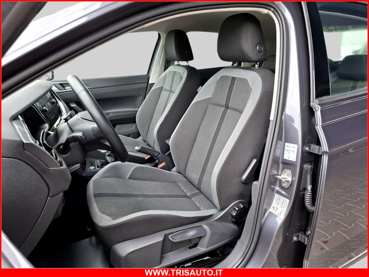 Volkswagen Polo 1.0 tsi Style 95cv (9)