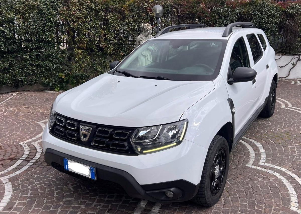 Dacia Duster 1.5 dCi 8V 4x2 Essential (2)