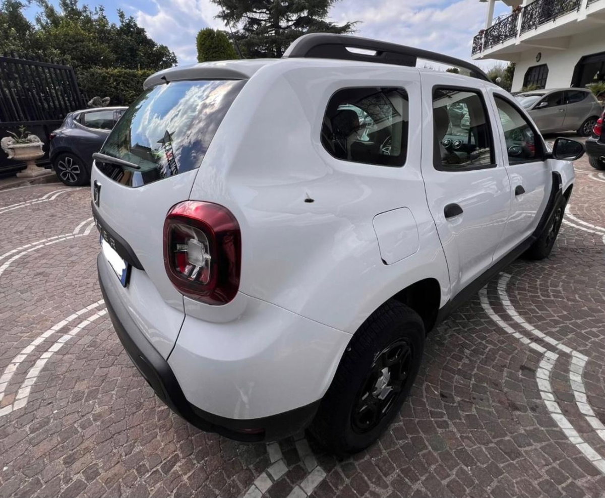 Dacia Duster 1.5 dCi 8V 4x2 Essential (4)