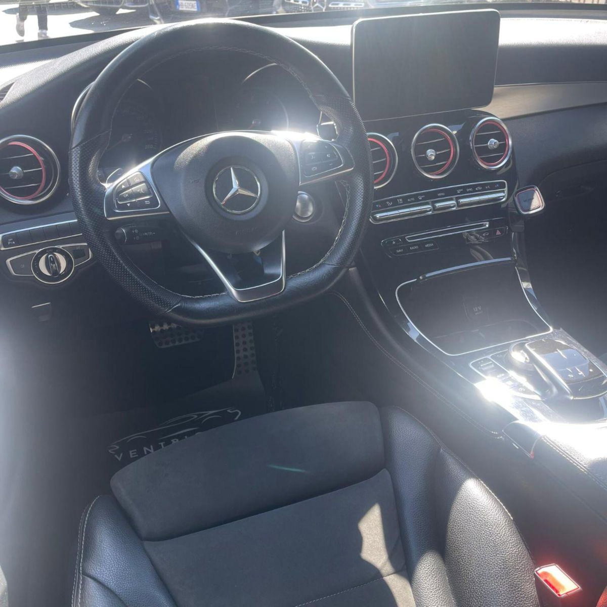 Mercedes-Benz GLC SUV 220 d 4Matic Premium (5)