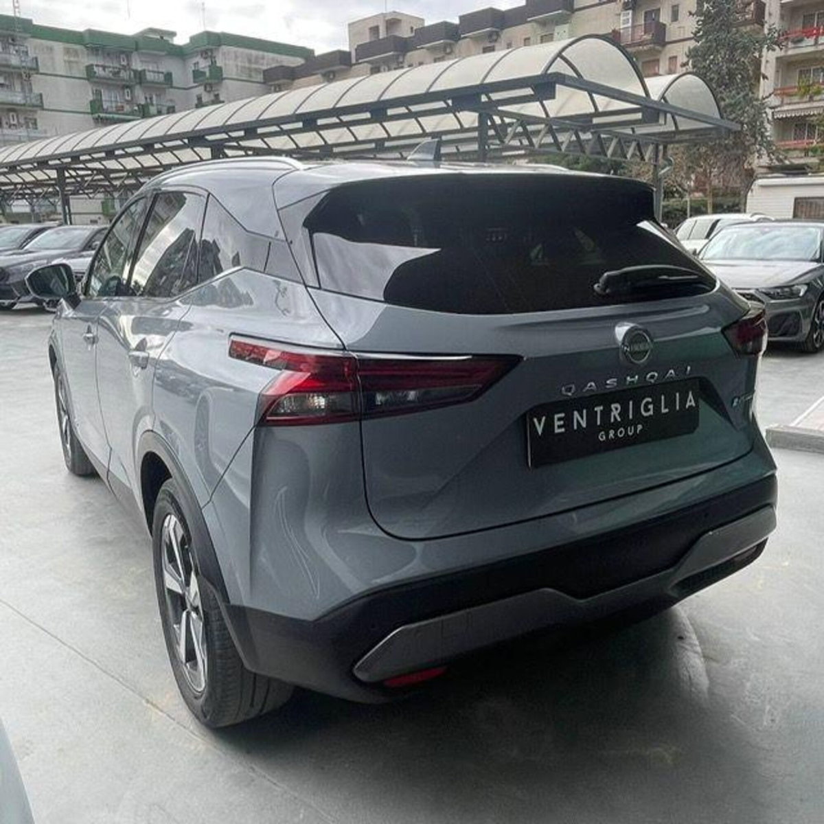 Nissan Qashqai 1.3 mhev Tekna 4wd 158cv xtronic (3)