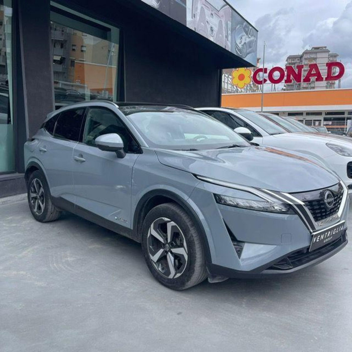 Nissan Qashqai 1.3 mhev Tekna 4wd 158cv xtronic (4)