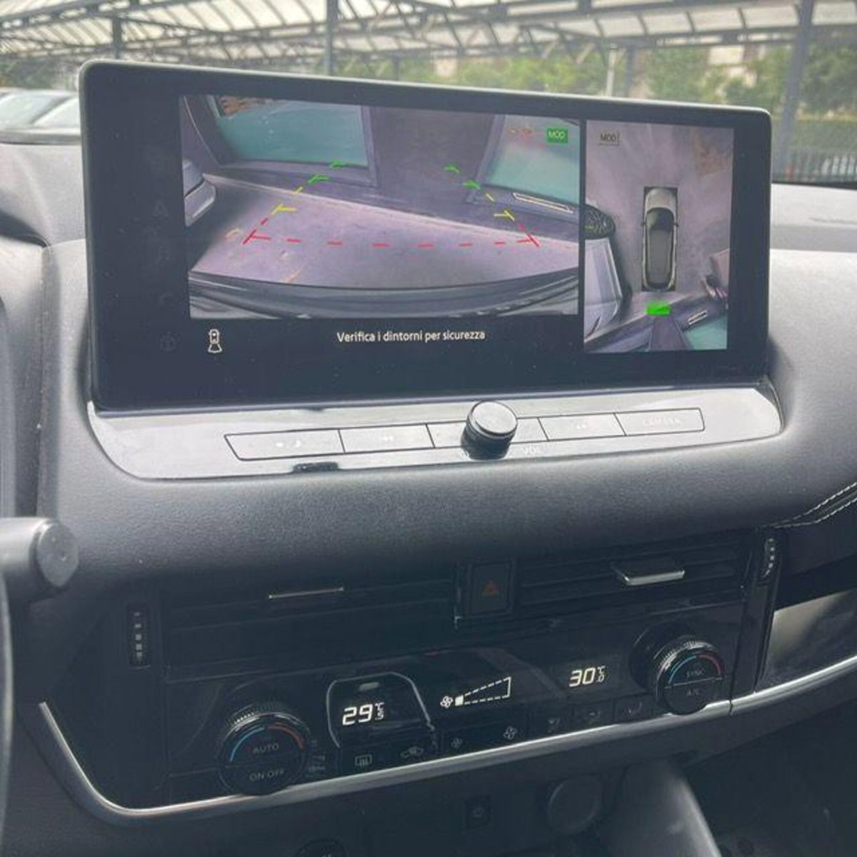 Nissan Qashqai 1.3 mhev Tekna 4wd 158cv xtronic (9)