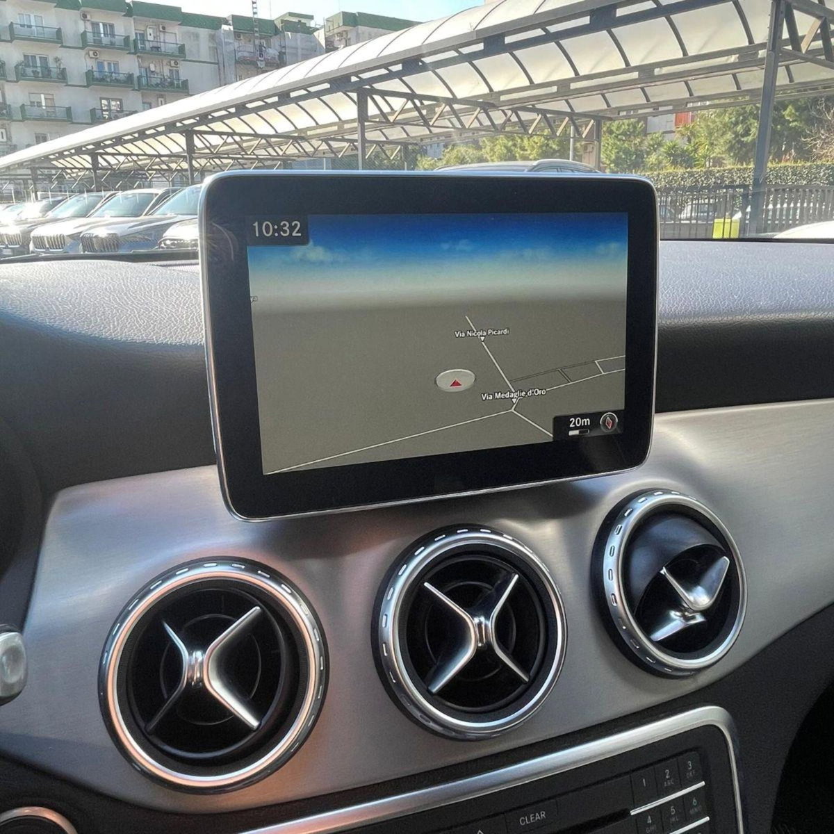 Mercedes-Benz GLA SUV 200 d Automatic Premium (7)