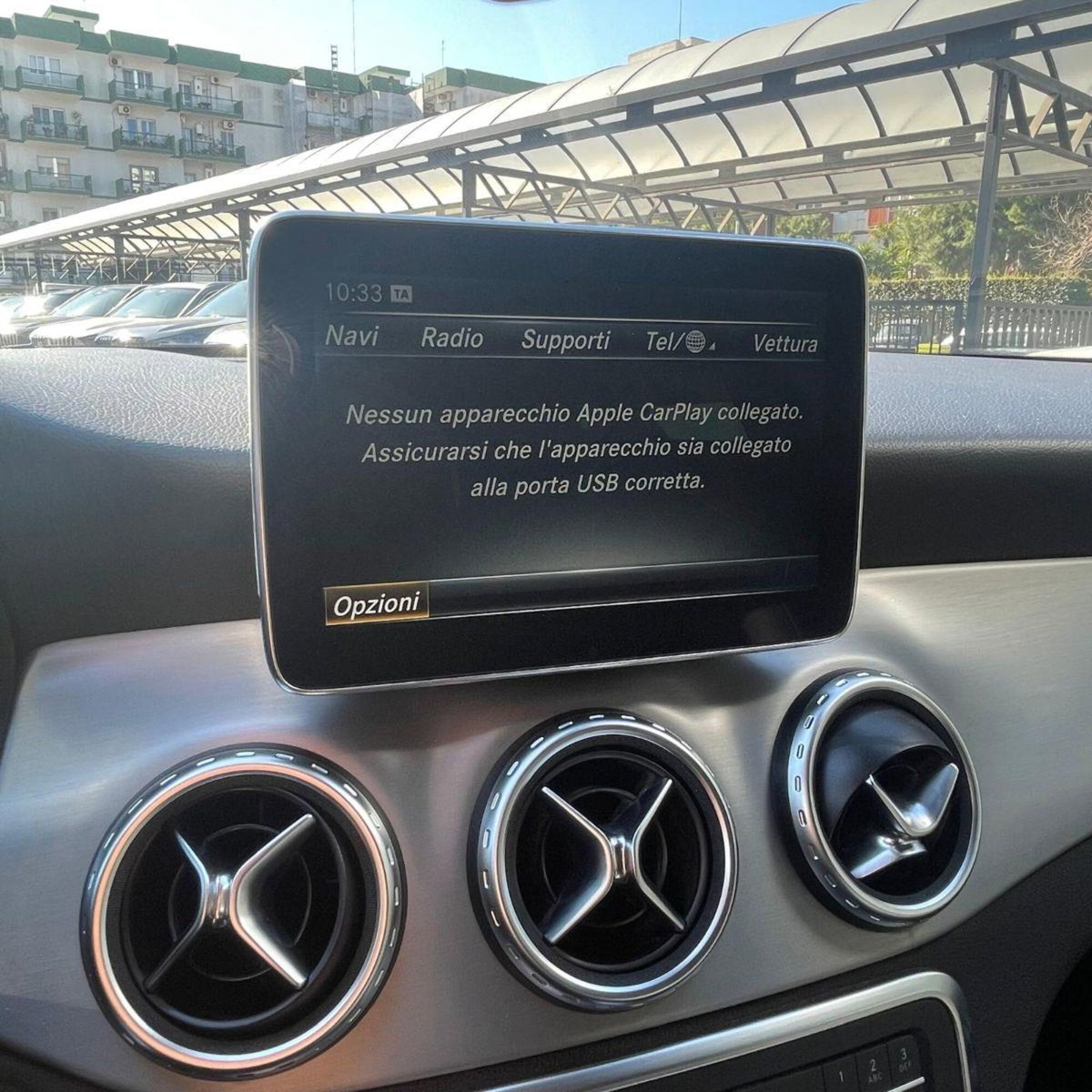 Mercedes-Benz GLA SUV 200 d Automatic Premium (9)