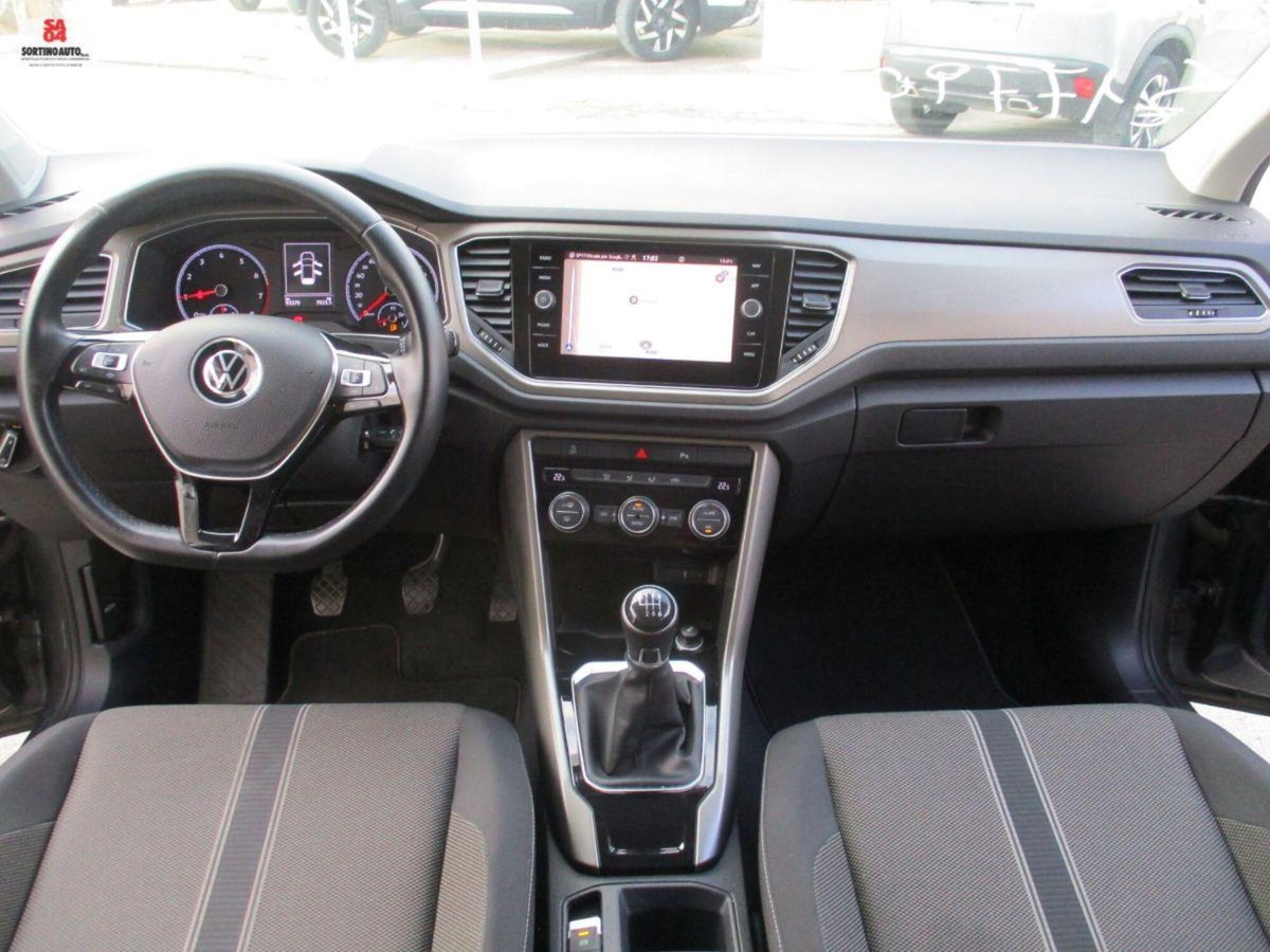 Volkswagen T-Roc 1.0 TSI R-Line (8)