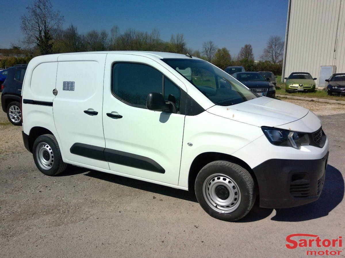 Peugeot Partner Furgone XL 1.5 diesel 100cv S&S (2)