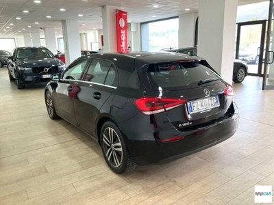 Mercedes-Benz Classe A 180 d Automatic Sport (4)