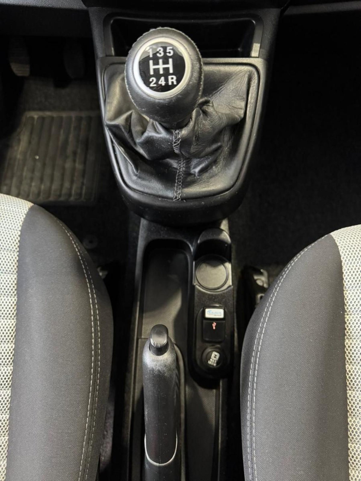 Fiat Qubo 1.3 MJT 95 CV Trekking (15)