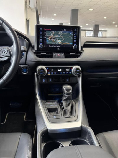 Toyota Rav4 HV (218CV) E-CVT 2WD Style (14)