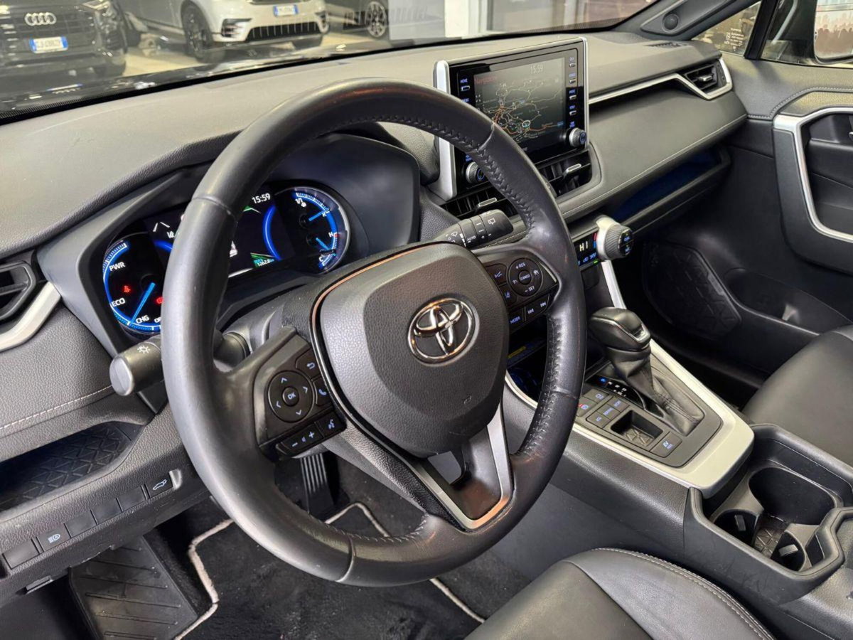 Toyota Rav4 HV (218CV) E-CVT 2WD Style (9)