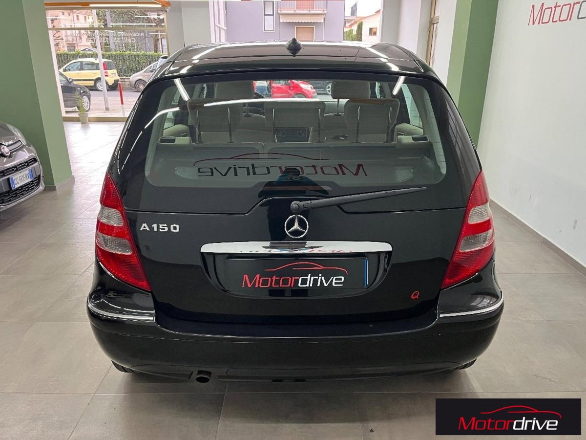 Mercedes-Benz Classe A 150 Classic (5)