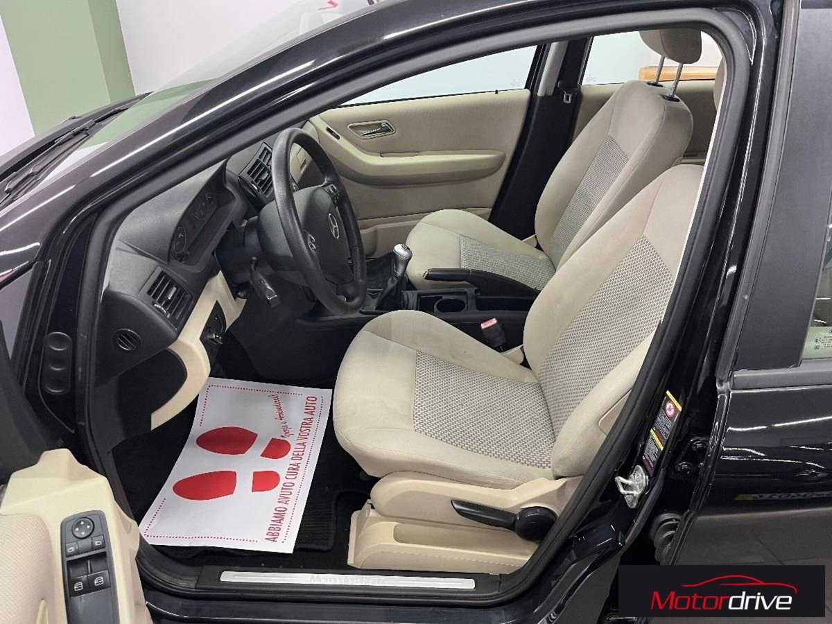 Mercedes-Benz Classe A 150 Classic (7)