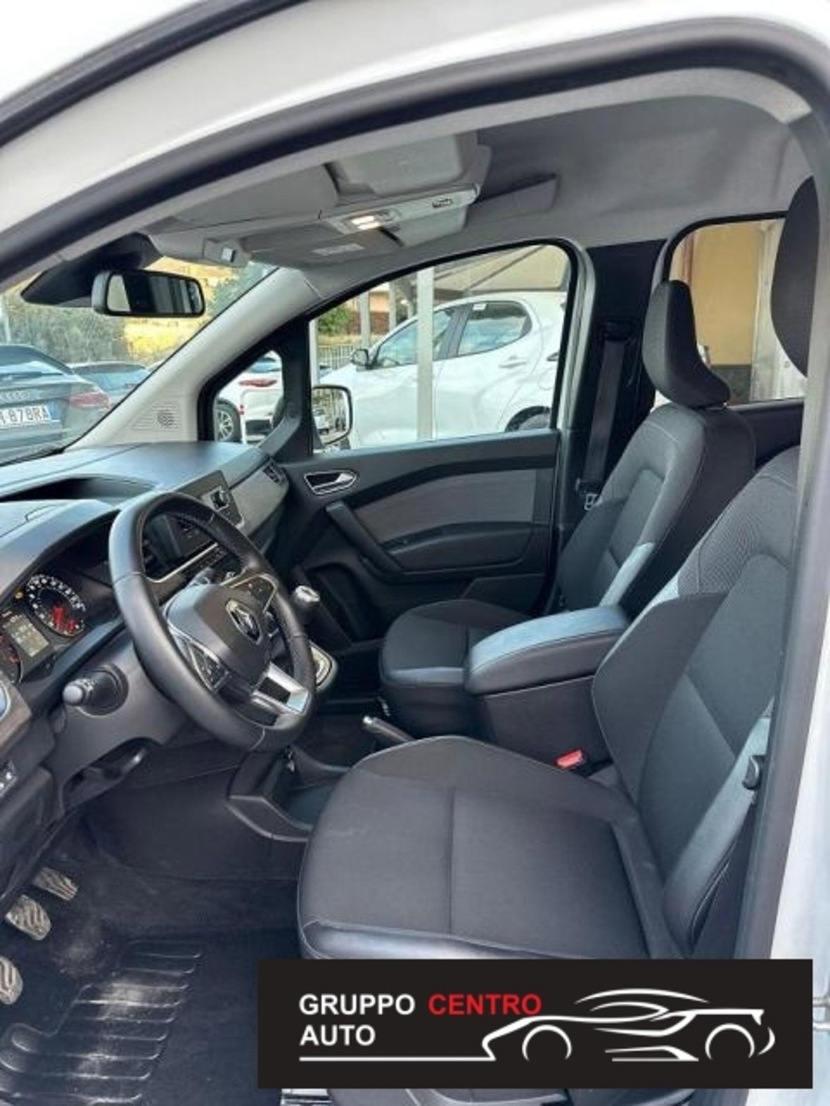 Renault Kangoo 1.5 blue dci Authentic 95cv 5p.ti (19)