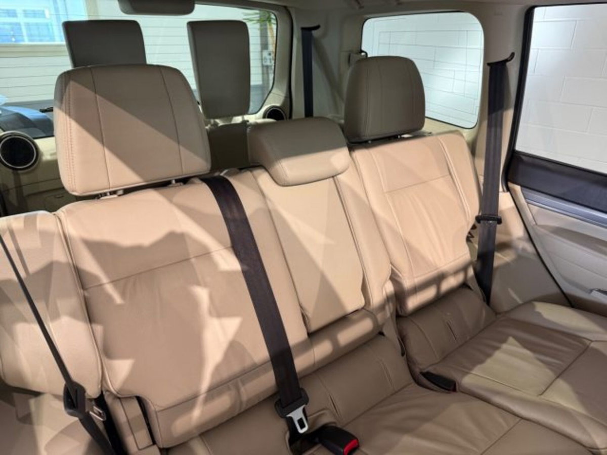 Mitsubishi Pajero 3.2 DI-D 16V aut. 5p. Instyle DPF (15)