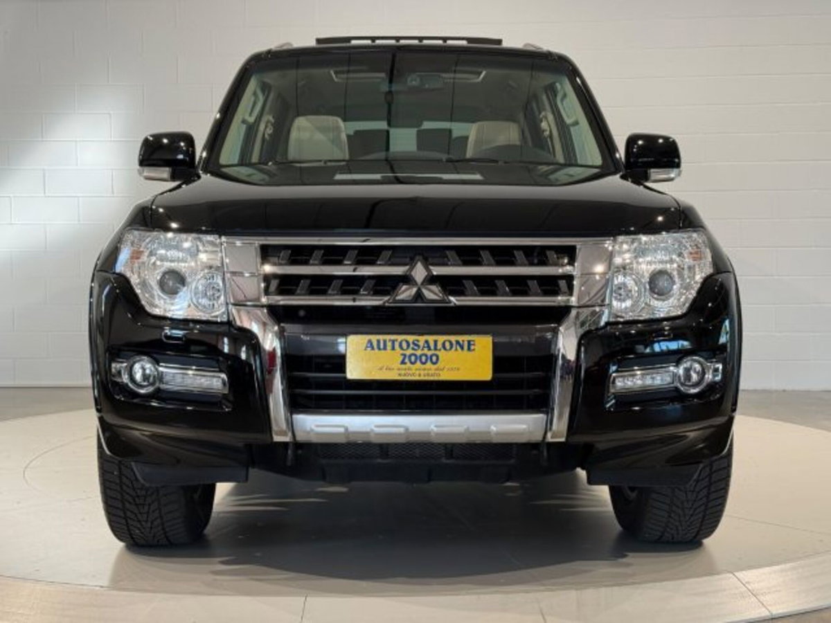 Mitsubishi Pajero 3.2 DI-D 16V aut. 5p. Instyle DPF (8)