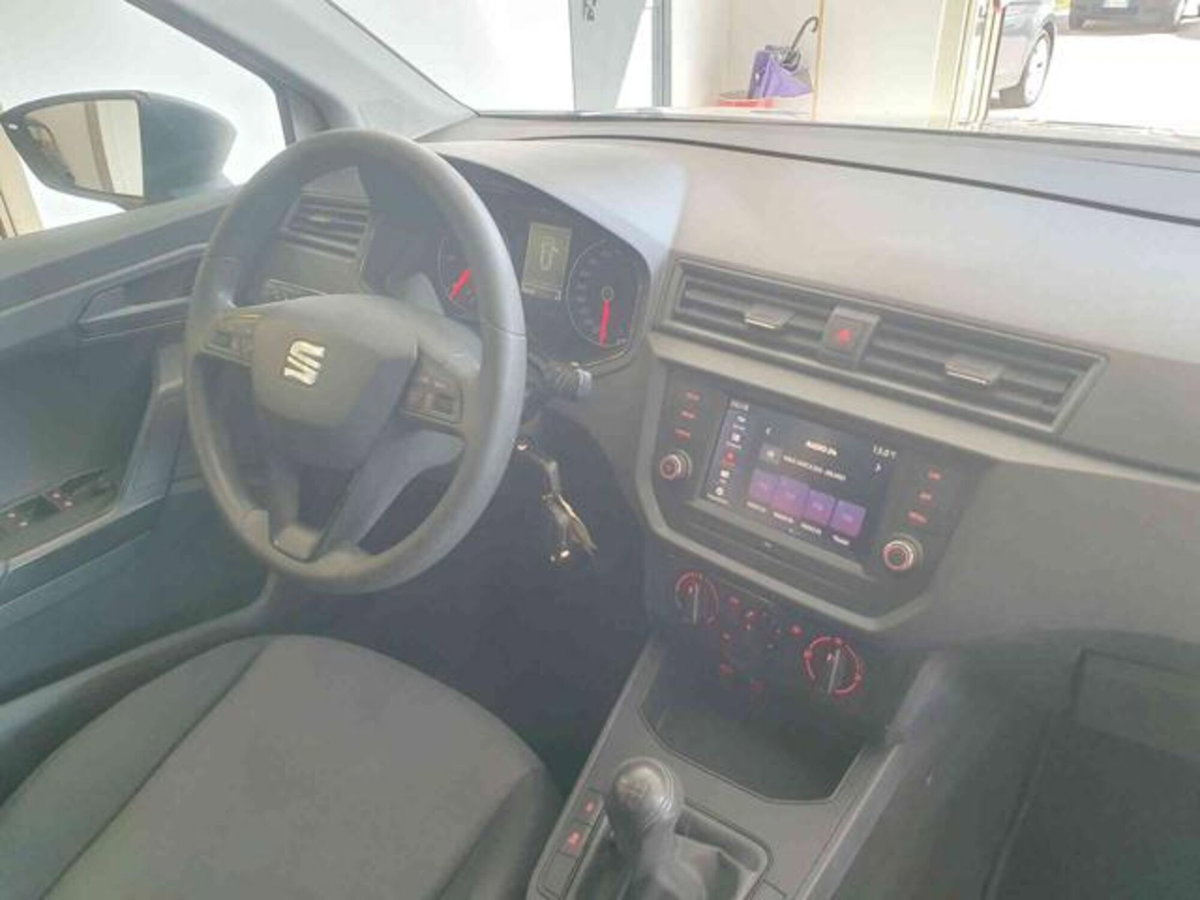 SEAT Arona 1.6 TDI 95 CV DSG Style (11)