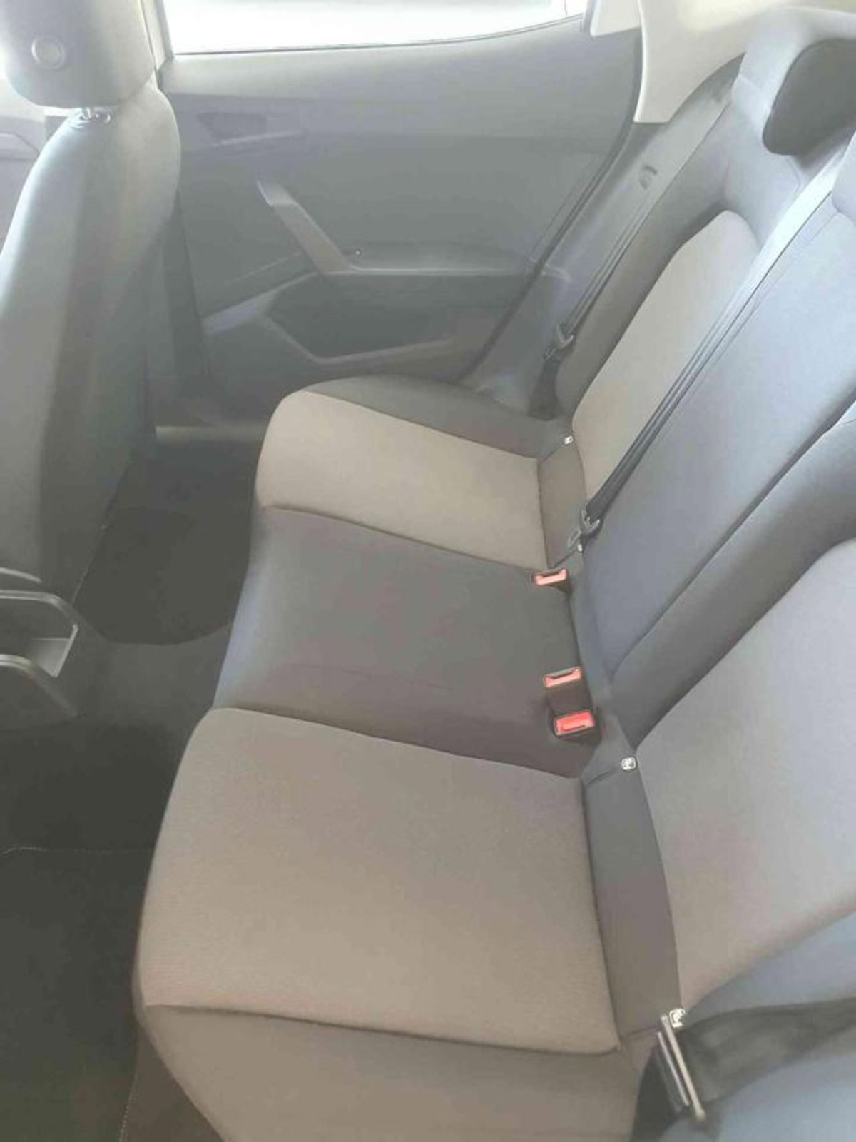 SEAT Arona 1.6 TDI 95 CV DSG Style (17)