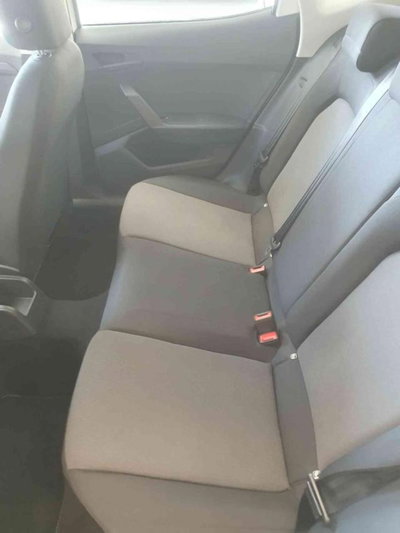 SEAT Arona 1.6 TDI 95 CV Reference (17)