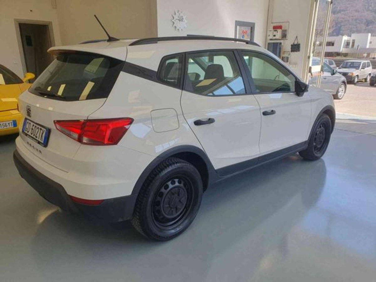 SEAT Arona 1.6 TDI 95 CV DSG Style (3)