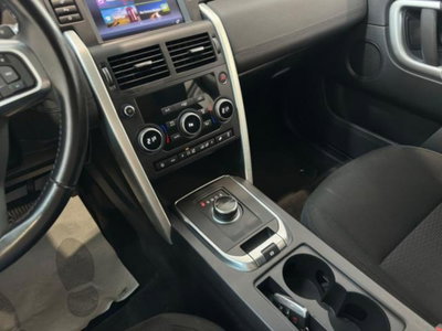 Land Rover Discovery Sport 2.0 TD4 150 CV Pure (11)