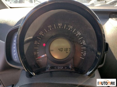Peugeot 108 72 5 porte Allure (9)