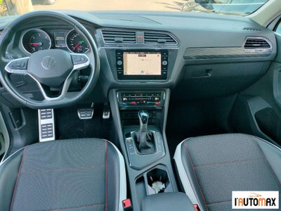 Volkswagen Tiguan 2.0 TDI 150 CV SCR DSG 4MOTION R-Line (11)