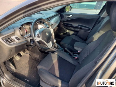 Alfa Romeo Giulietta 2.0 JTDm-2 Progression 140cv (6)