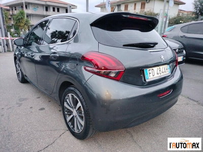 Peugeot 208 100 5 porte Allure (4)
