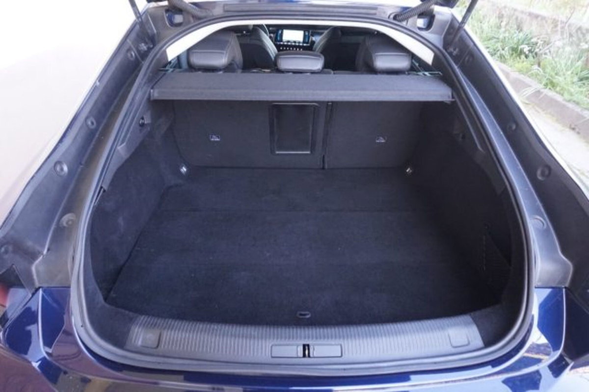 Peugeot 508 BlueHDi 130 Stop&Start EAT8 Allure Pack (17)