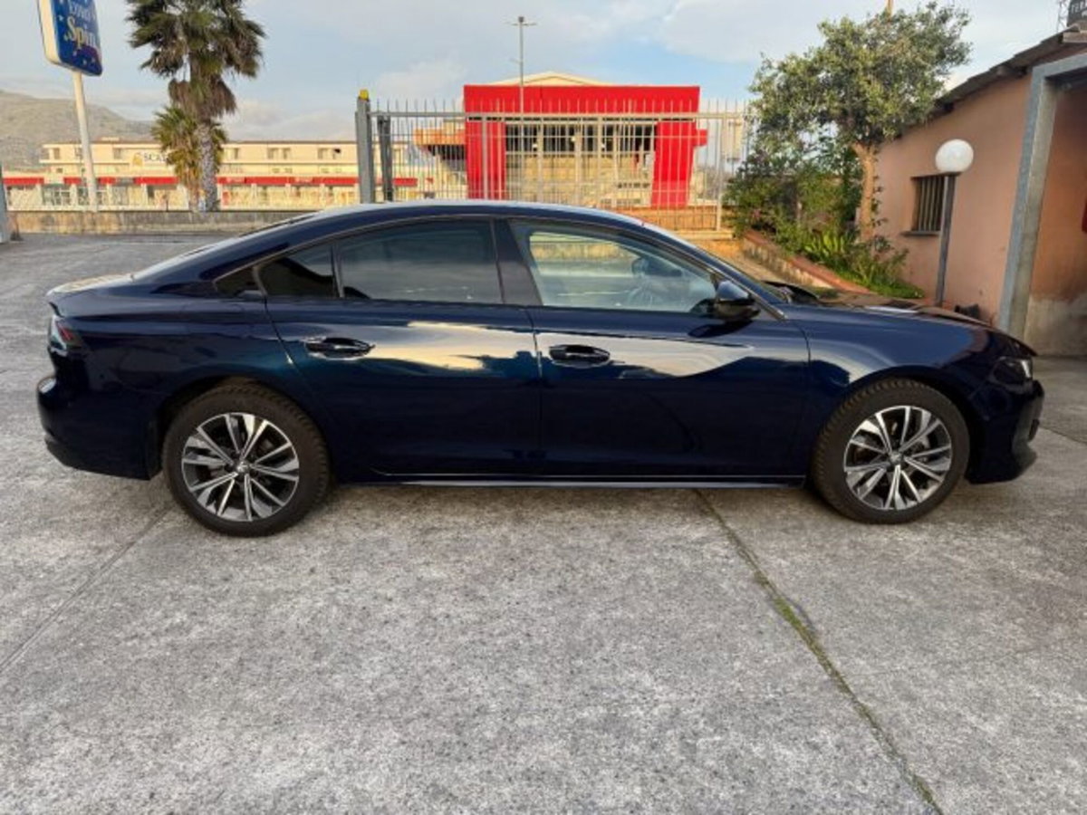 Peugeot 508 BlueHDi 130 Stop&Start EAT8 Allure Pack (9)