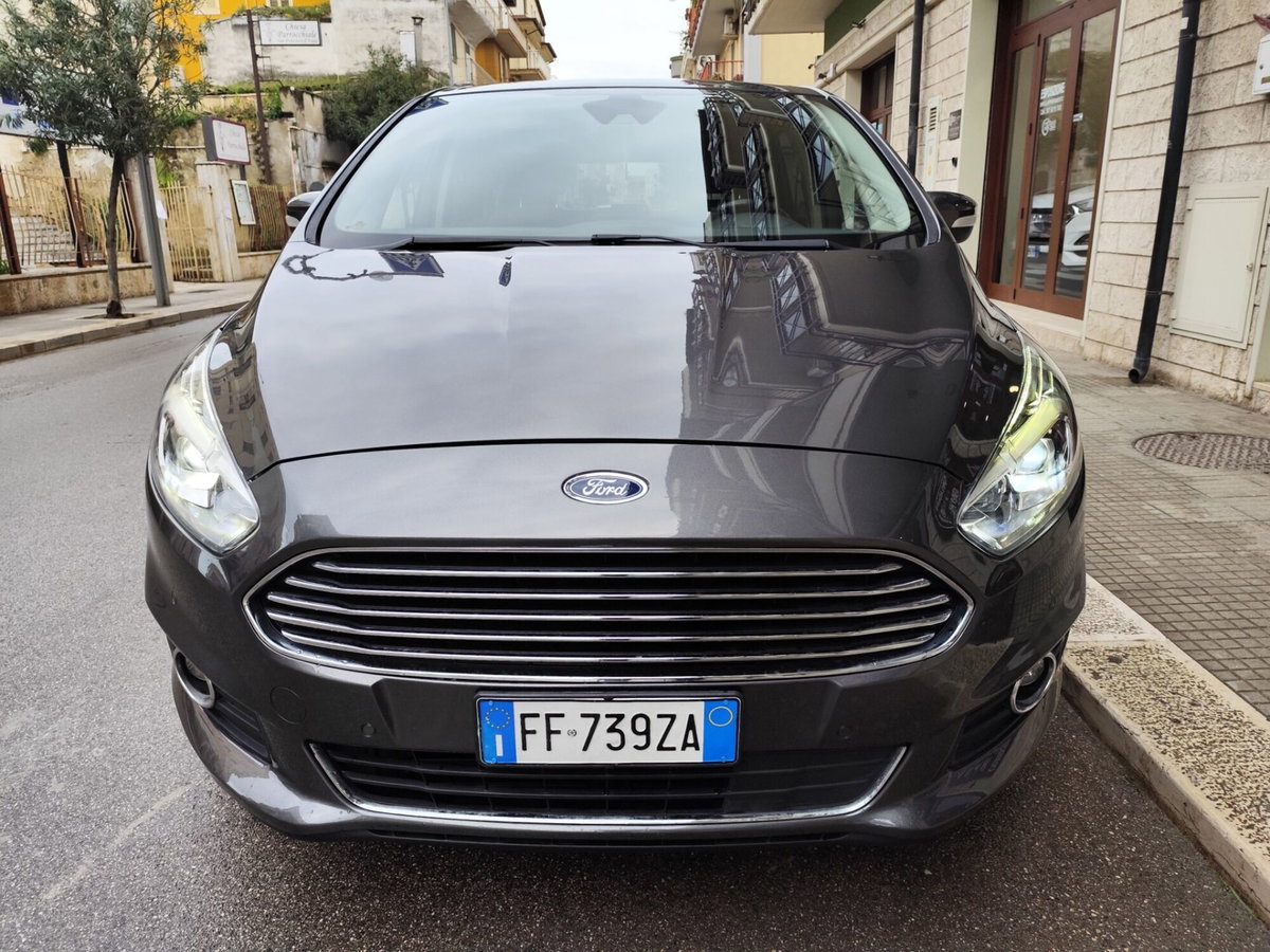 Ford S-Max 2.0 TDCi 150CV Start&Stop 7 posti Titanium Business (2)