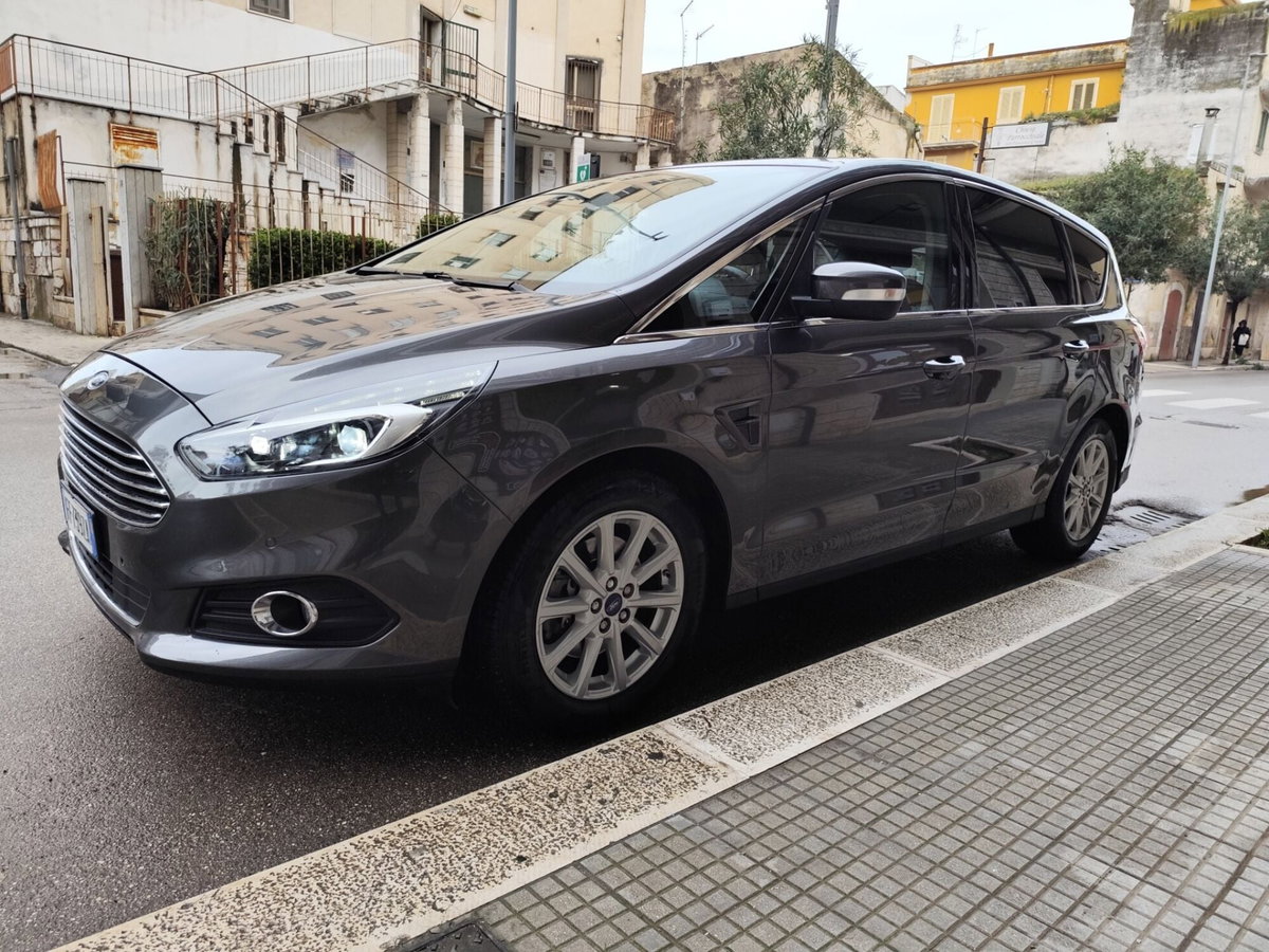 Ford S-Max 2.0 TDCi 150CV Start&Stop 7 posti Titanium Business (4)