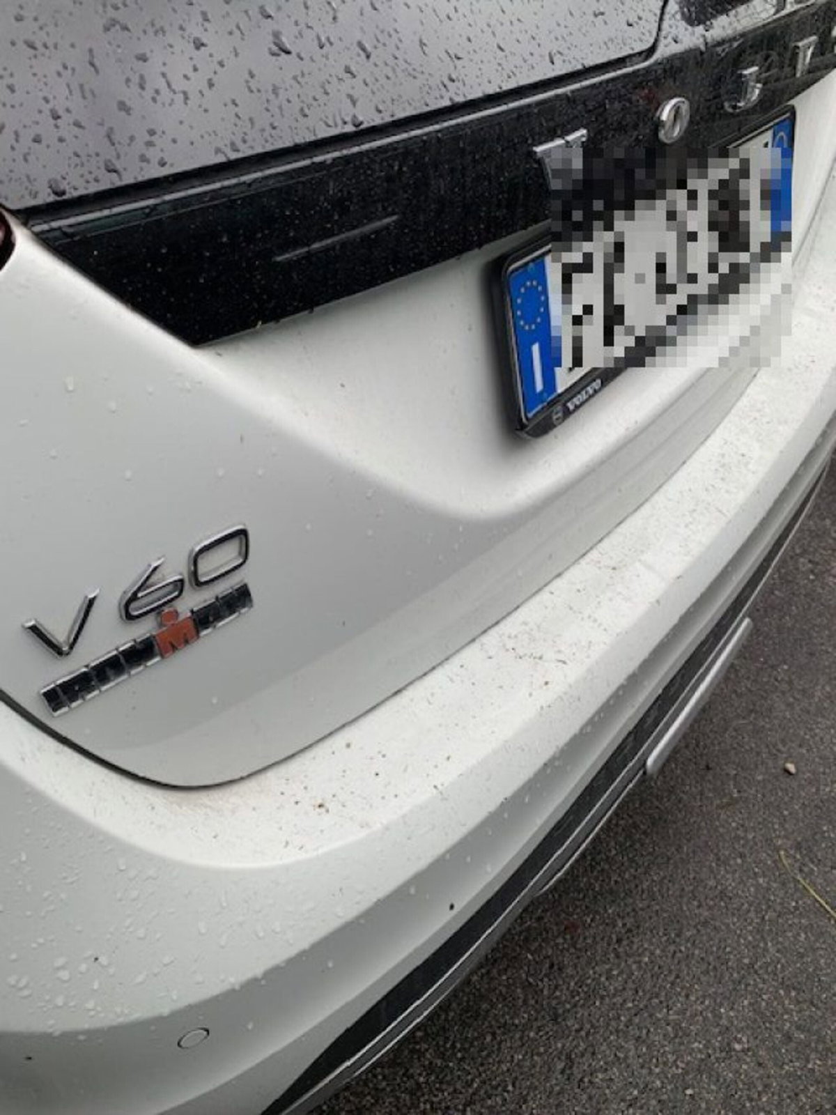 Volvo V60 Cross Country D4 AWD Geartronic Plus (5)