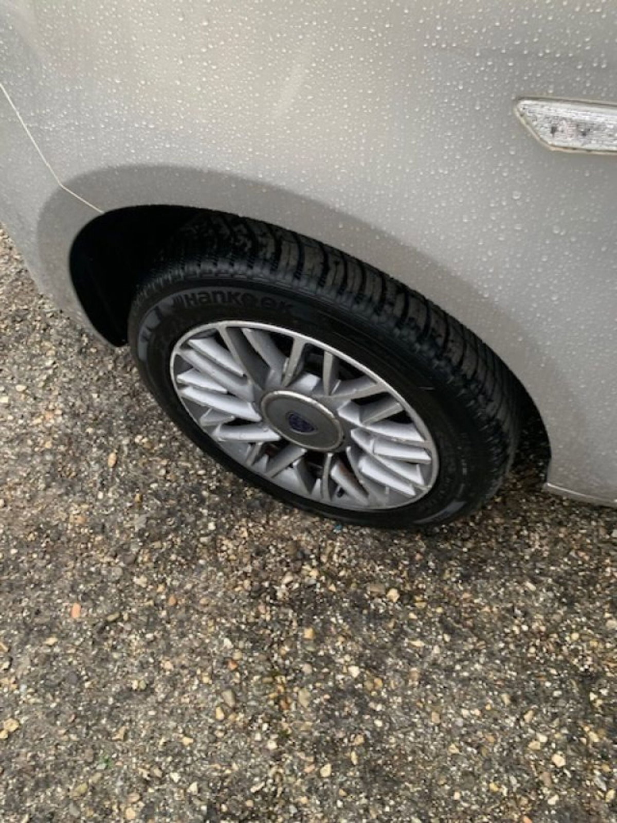 Lancia Ypsilon 0.9 TwinAir 85 CV 5 porte Metano Ecochic Gold (4)