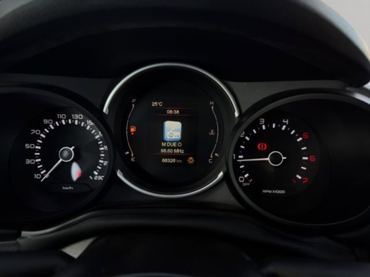 Fiat 500L 1.3 Multijet 95 CV Cross (12)
