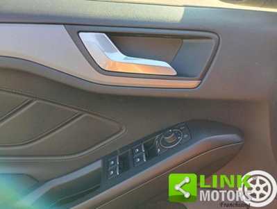 Ford Focus 1.0 EcoBoost Hybrid 125 CV Power. 5p. ST-Line Style (17)