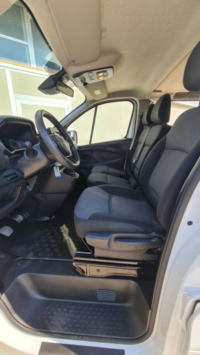 Renault Trafic Furgone BluedCi 110CV PC-TN Intens (10)