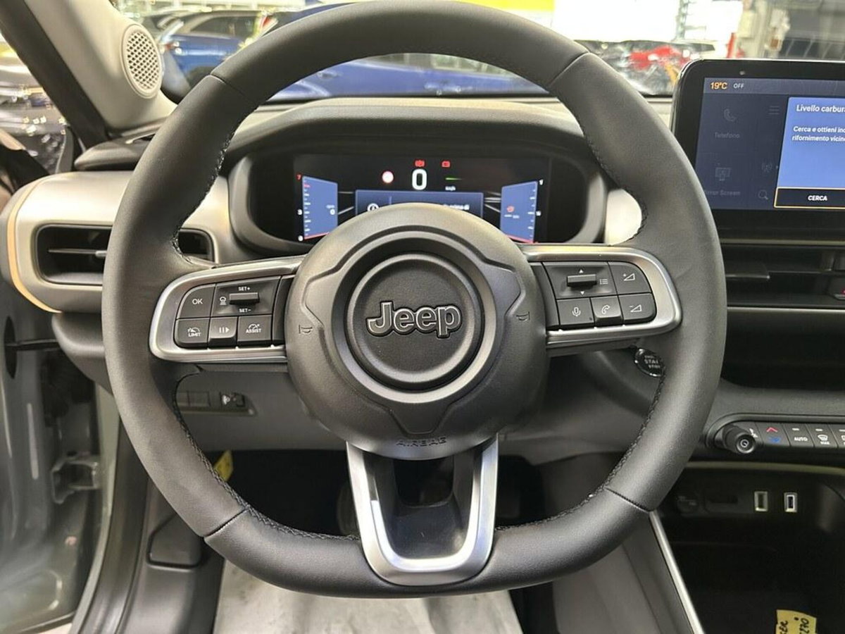 Jeep Avenger 1.2 turbo Summit fwd 100cv (11)